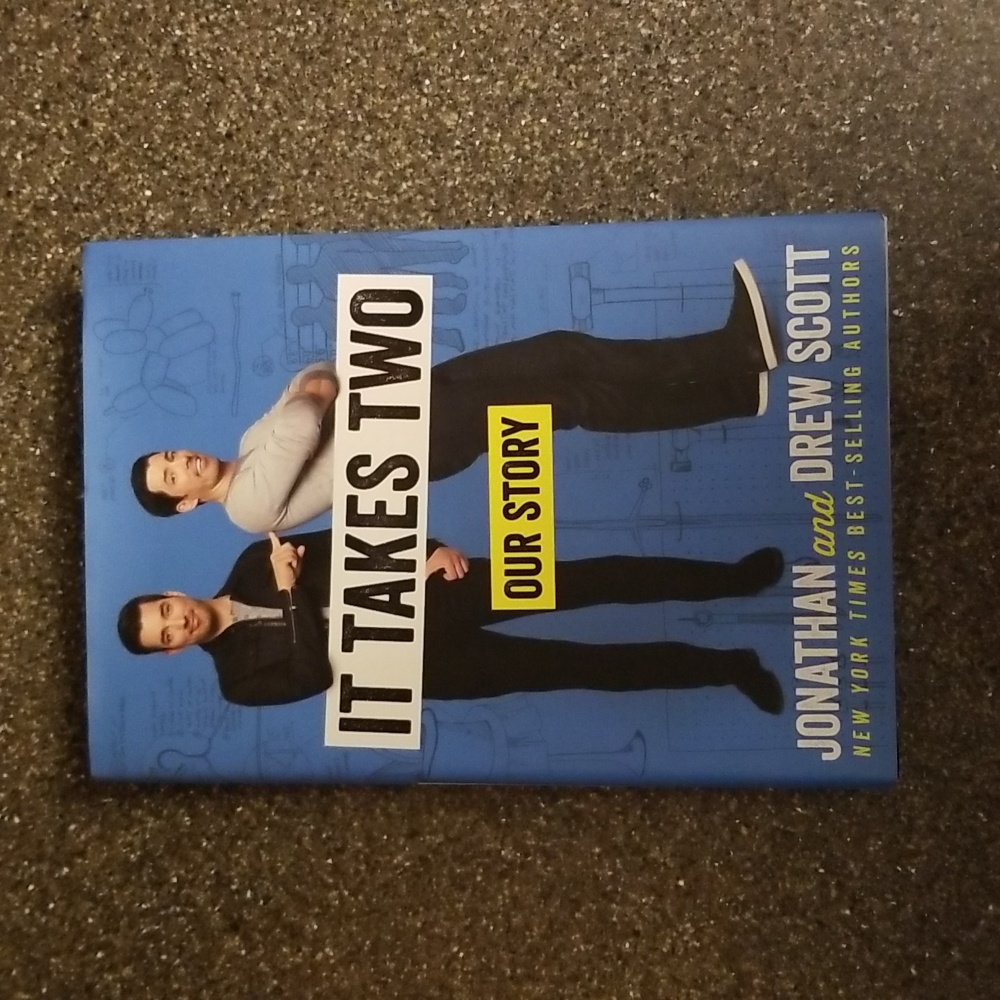 Book--Property Brothers NWT
